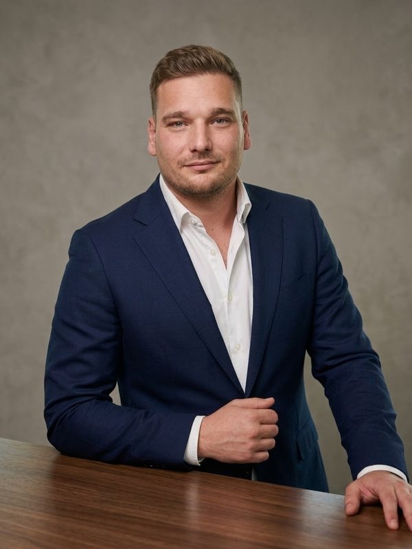 Mark Simon, founder of eyesonrooms
